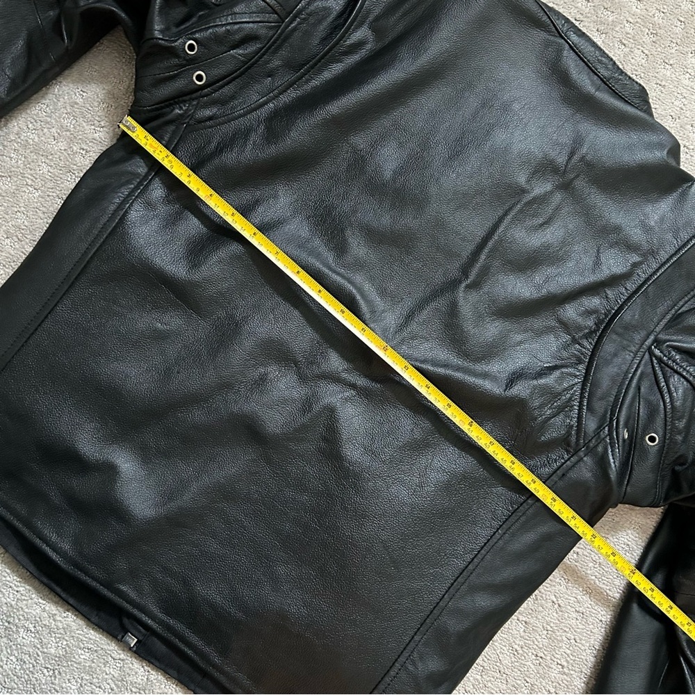 First riding. Gear Men's Black Leather motorcycle Jacket. Silver zippers. New! - Picture 13 of 14